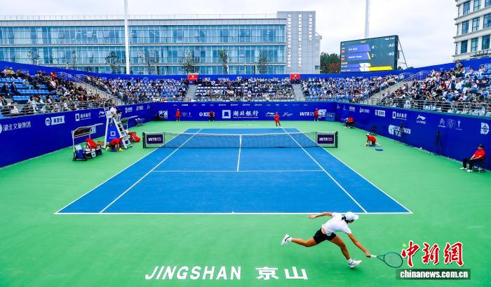2025京山网球公开赛开幕 中国网球特色城市迎来国