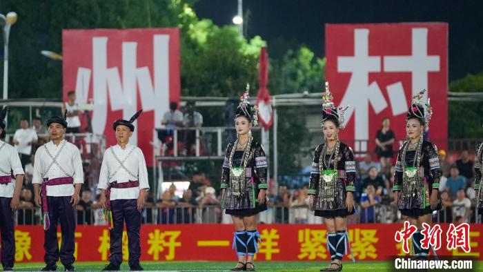 外交官联队与贵州村超队22战平 共襄足球文化交